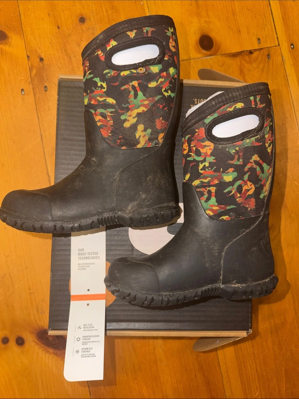 Bogs Kids Black Rain Winter Boots Green Orange Camo Dinos 12 kids